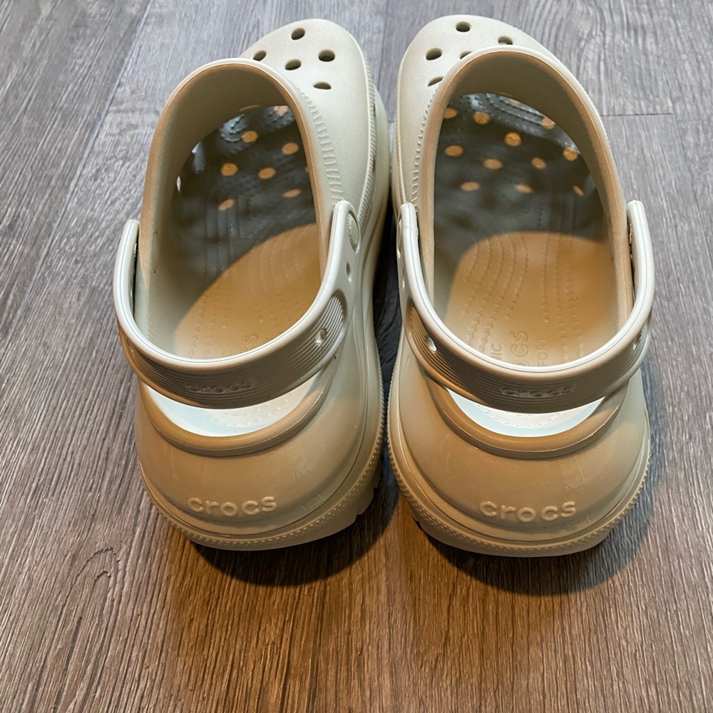 Crocs Mega Crush Platform Clogs Bone - Picture 6 of 9